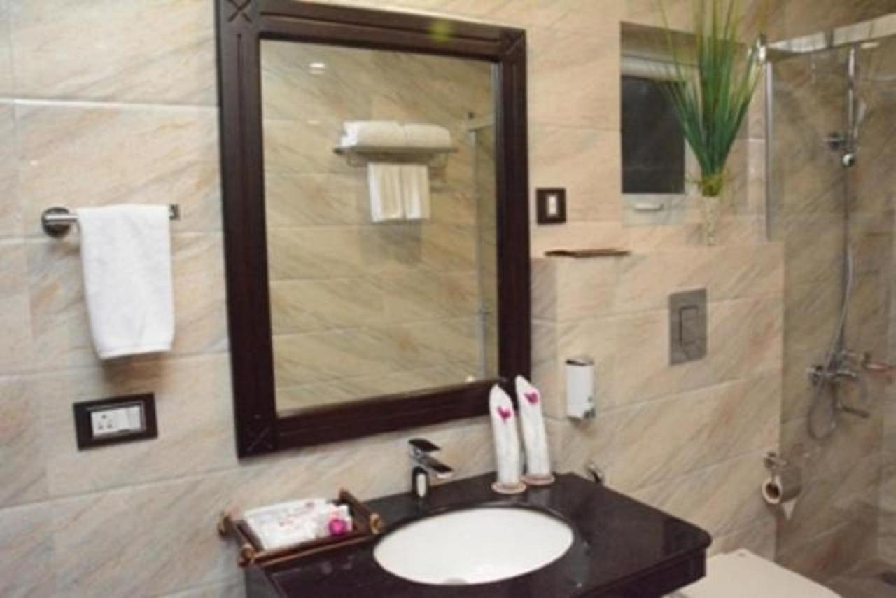 Hotel Atithi Guwahati Eksteriør bilde