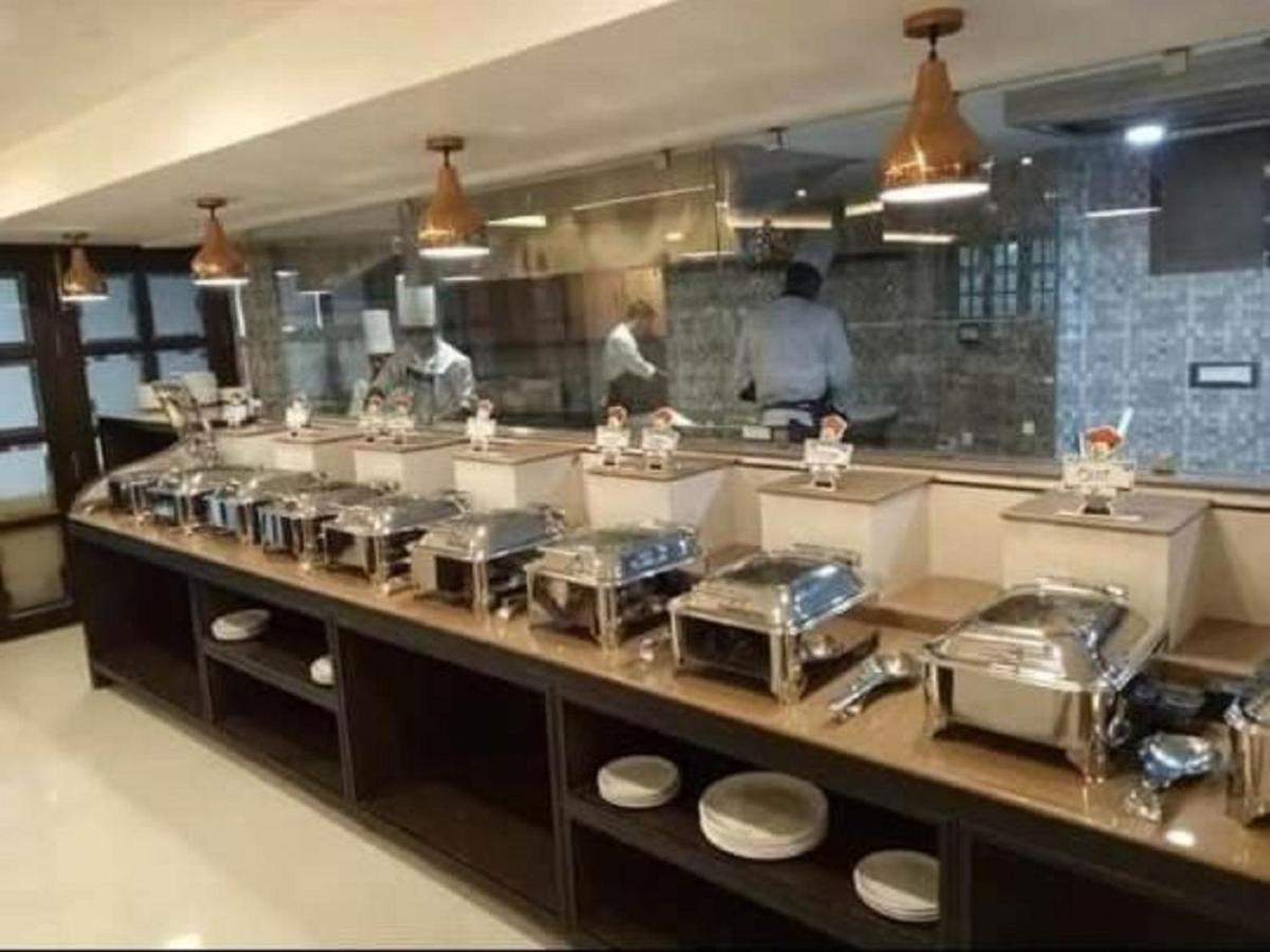 Hotel Atithi Guwahati Eksteriør bilde