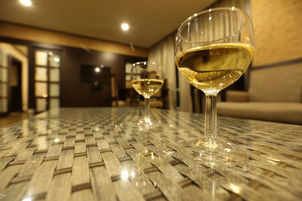 Hotel Atithi Guwahati Eksteriør bilde