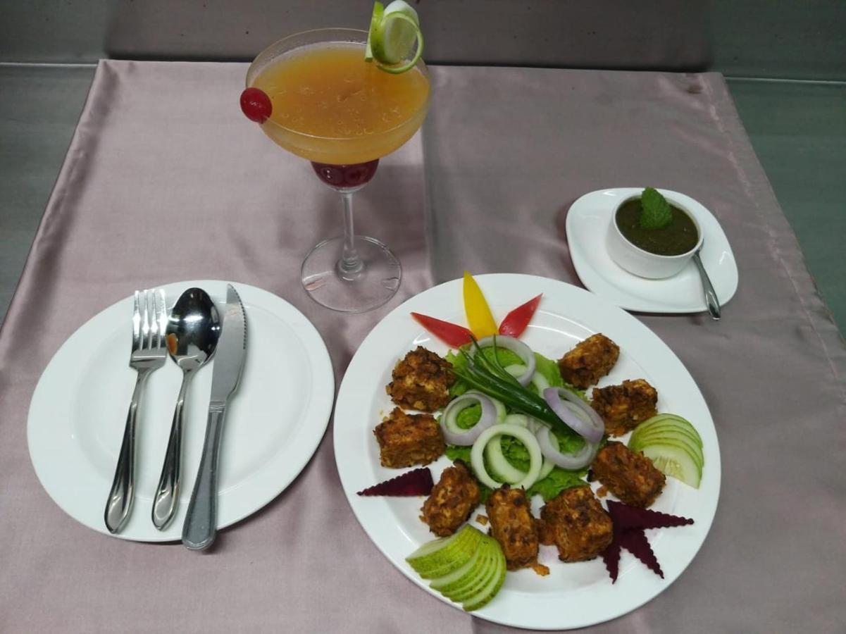 Hotel Atithi Guwahati Eksteriør bilde